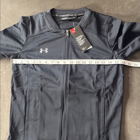 Women’s Under Armour Black Challenger Track Jacket Fitted Full Zip Size S NWT - Picture 9 of 13